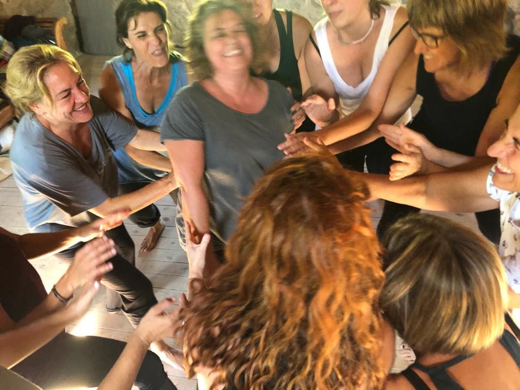 fuerza grupo renacer respiración empoderamiento